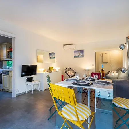 Le Bailli By Interhome Saint-Tropez